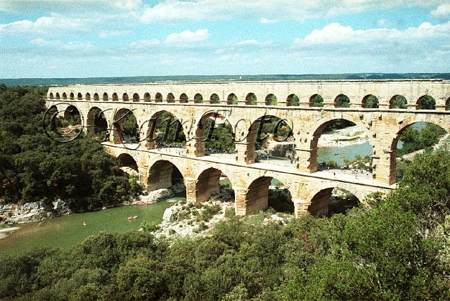 FRP102.jpg - Pont du Gard, France